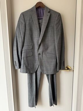 Ted Baker London Menβs Suit